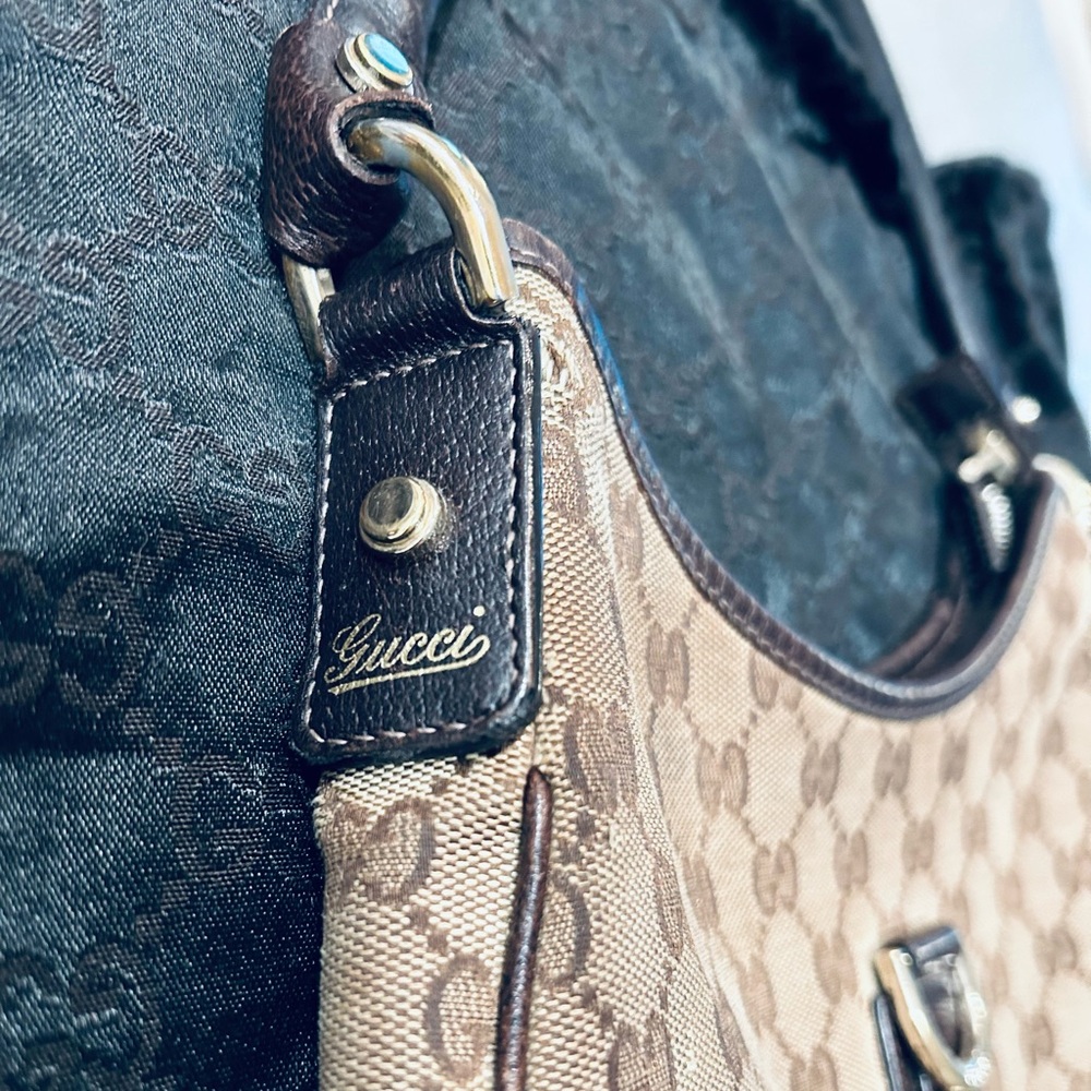 Genuine Gucci Bag with storage bag. 12 x 9 1/2 x 9. - Picture 12 of 12